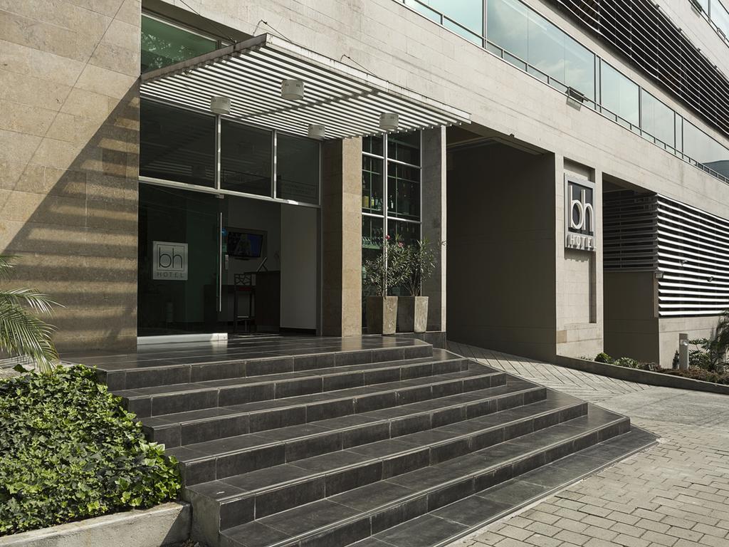 艾尔波夫拉多bh酒店 麦德林 外观 照片